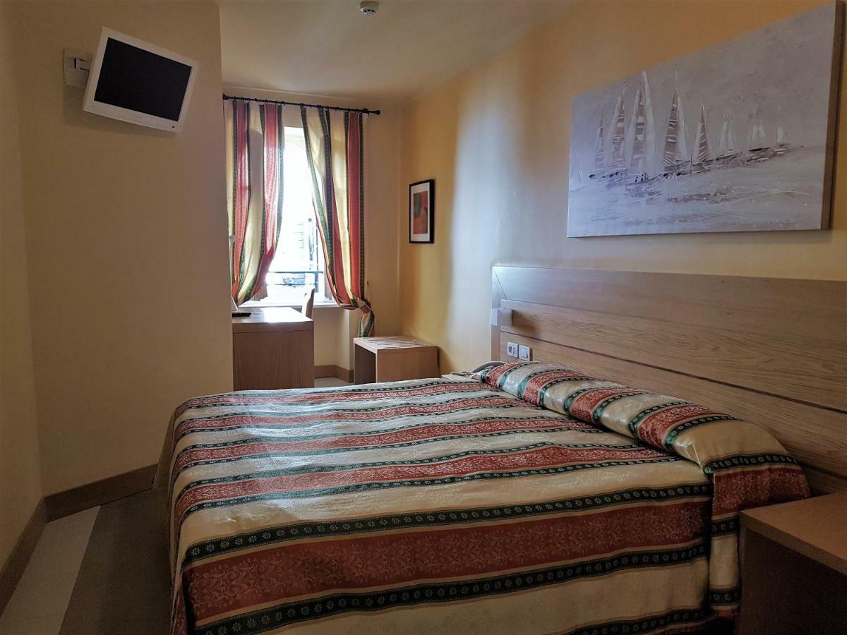 Albergo Fiorita Bardolino Exterior photo